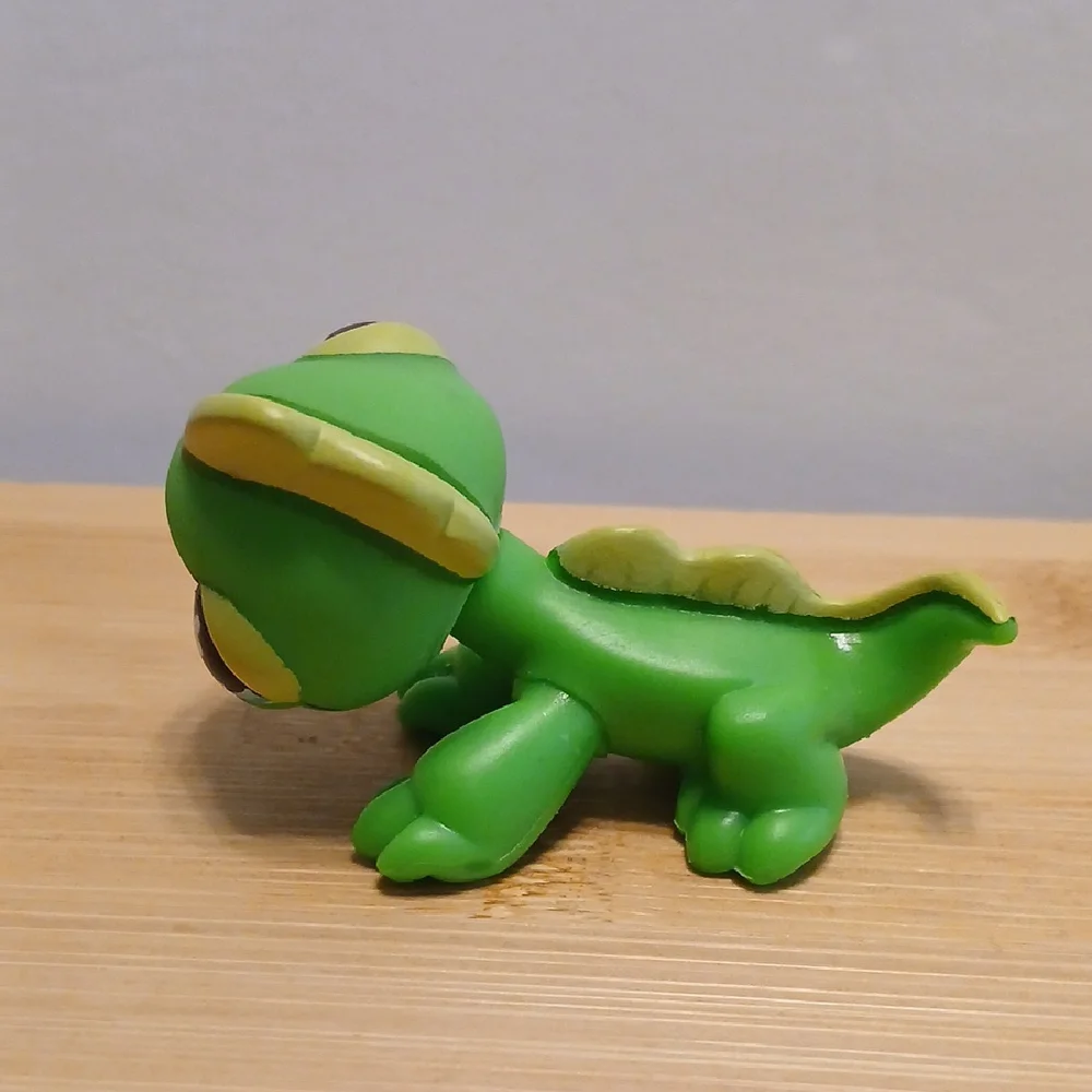 Littlest Pet Shop Iguana with Blue Eyes #651